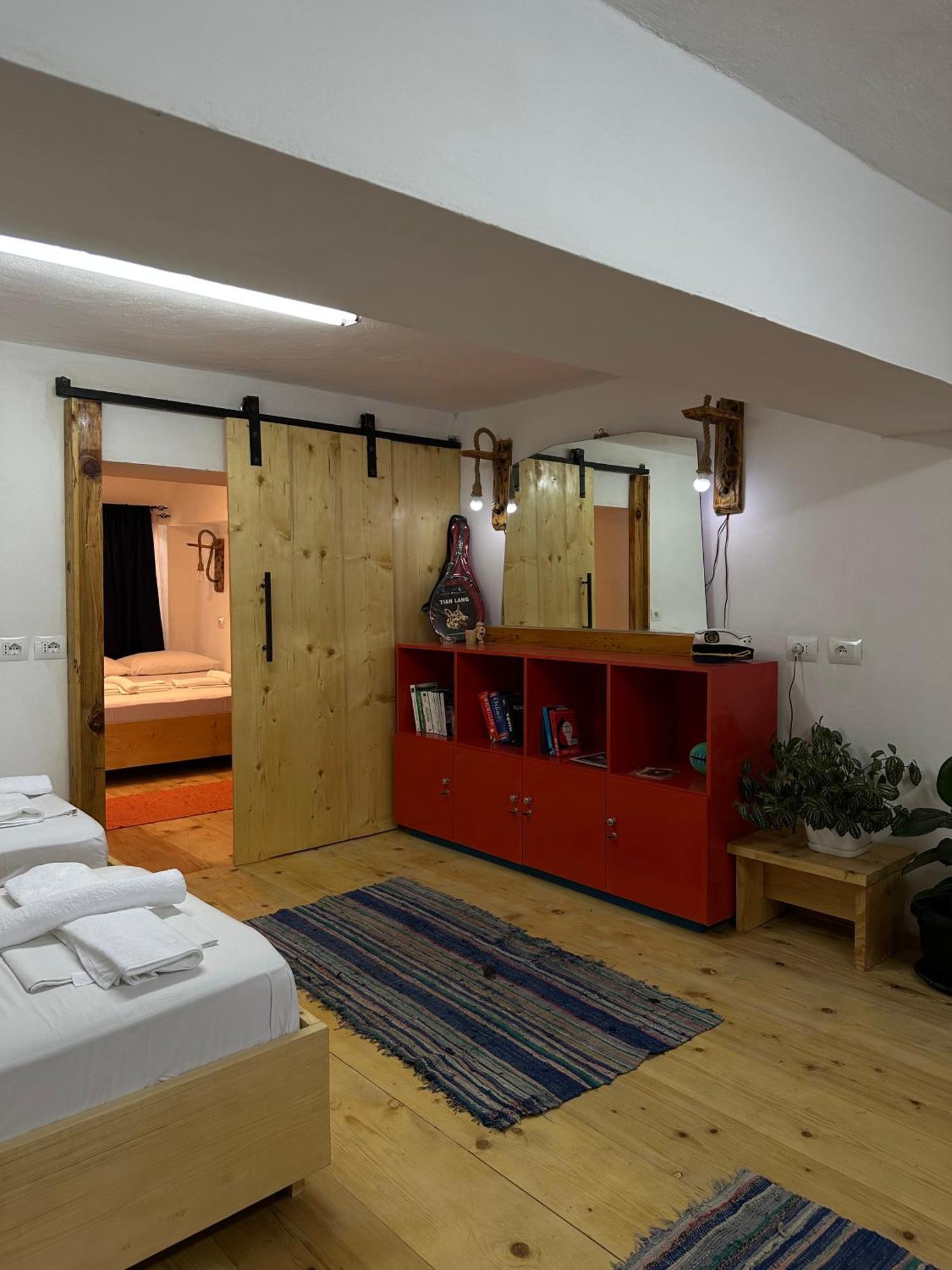 My Wooden Apartments ティラナ エクステリア 写真